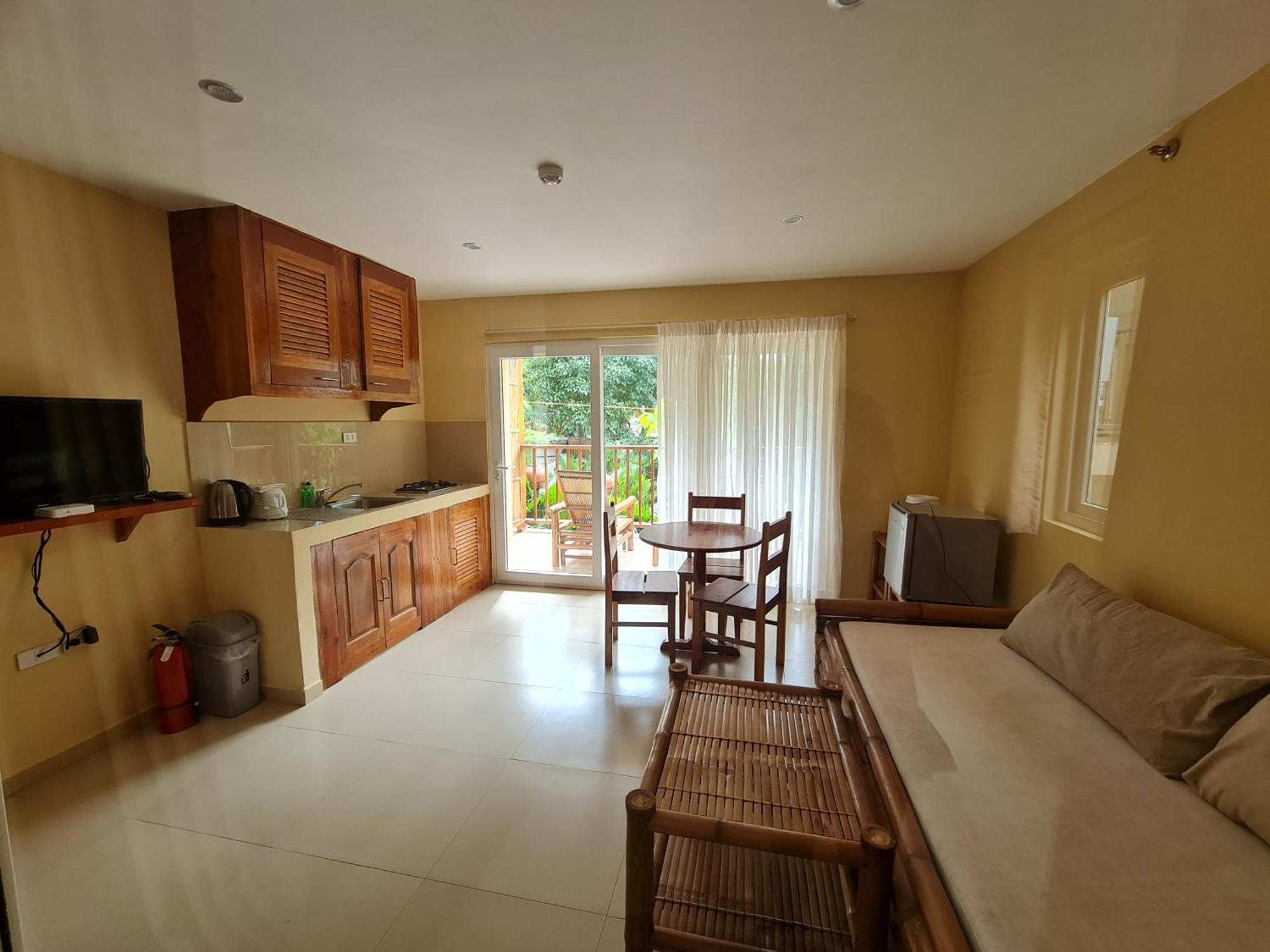 Amor Deluxe Suite With Swimming Pool Access - Hidden Paradise Yapak Exterior photo